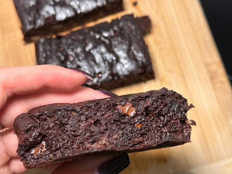 Healthy Chocolate Banana Brownies (No Sugar, No&nbsp;Flour)