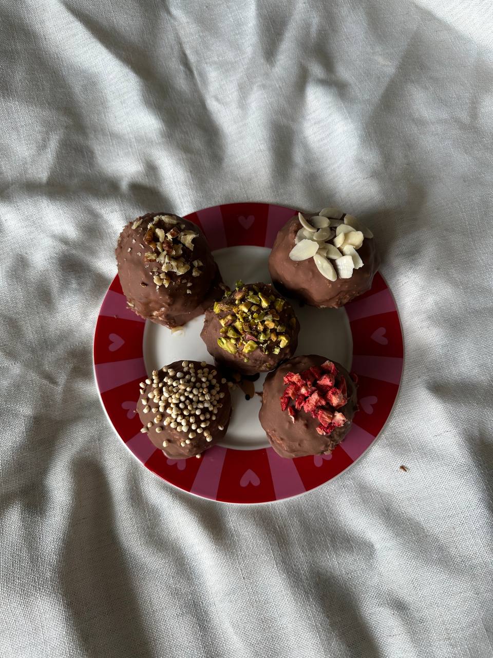 Fruit-Filled Cheesecake Balls
